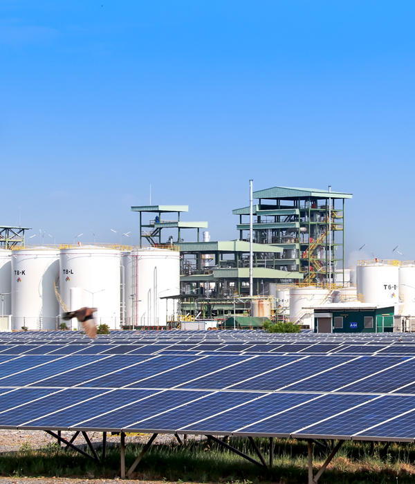 Comment le Photovoltaïque Transforme l'Industrie Cimentière : Économie d'Énergie et Durabilité